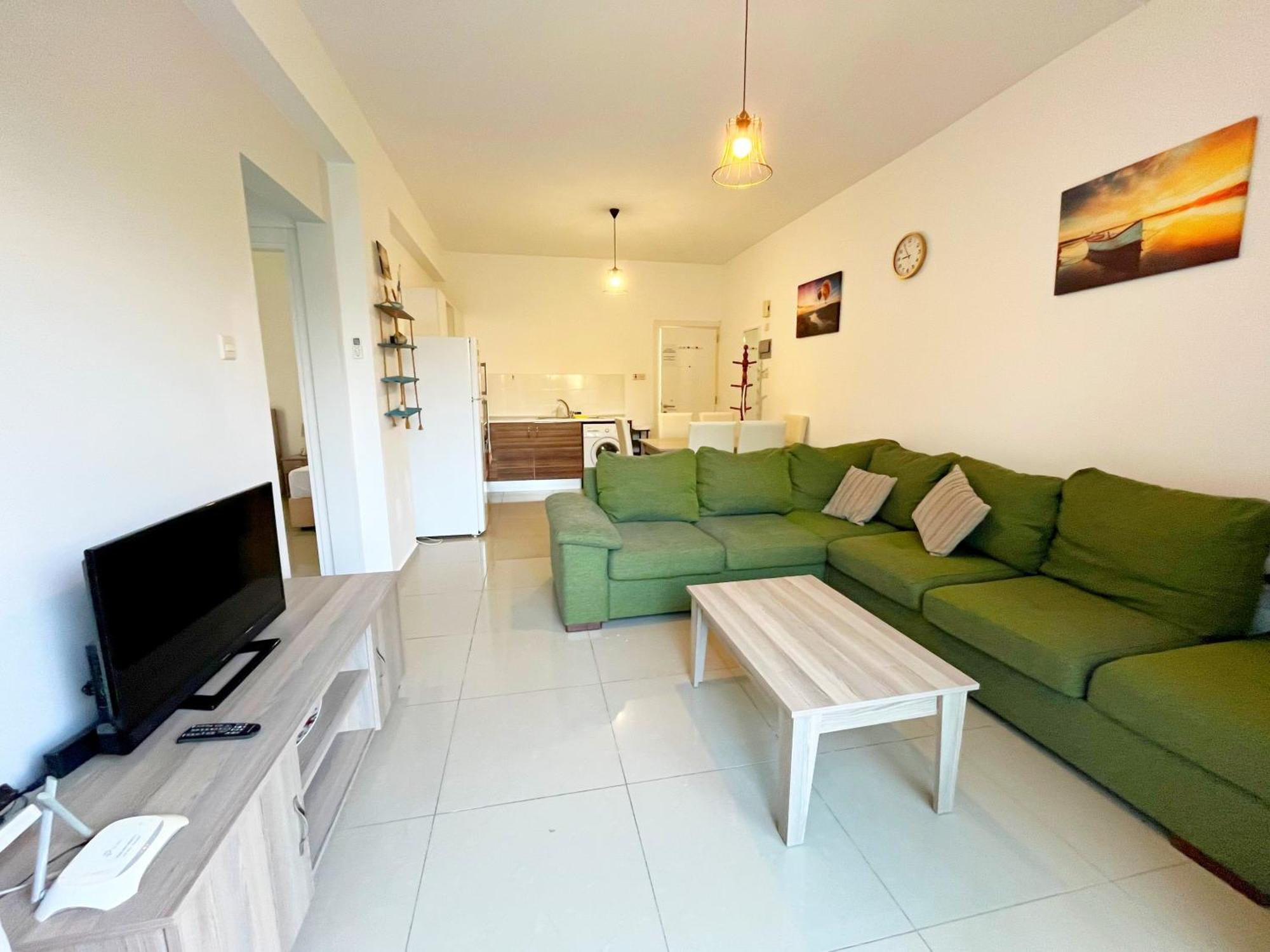 Quitet Two Bedroom Apartment With Private Garden Lukomorye D2 Karavas  Bagian luar foto
