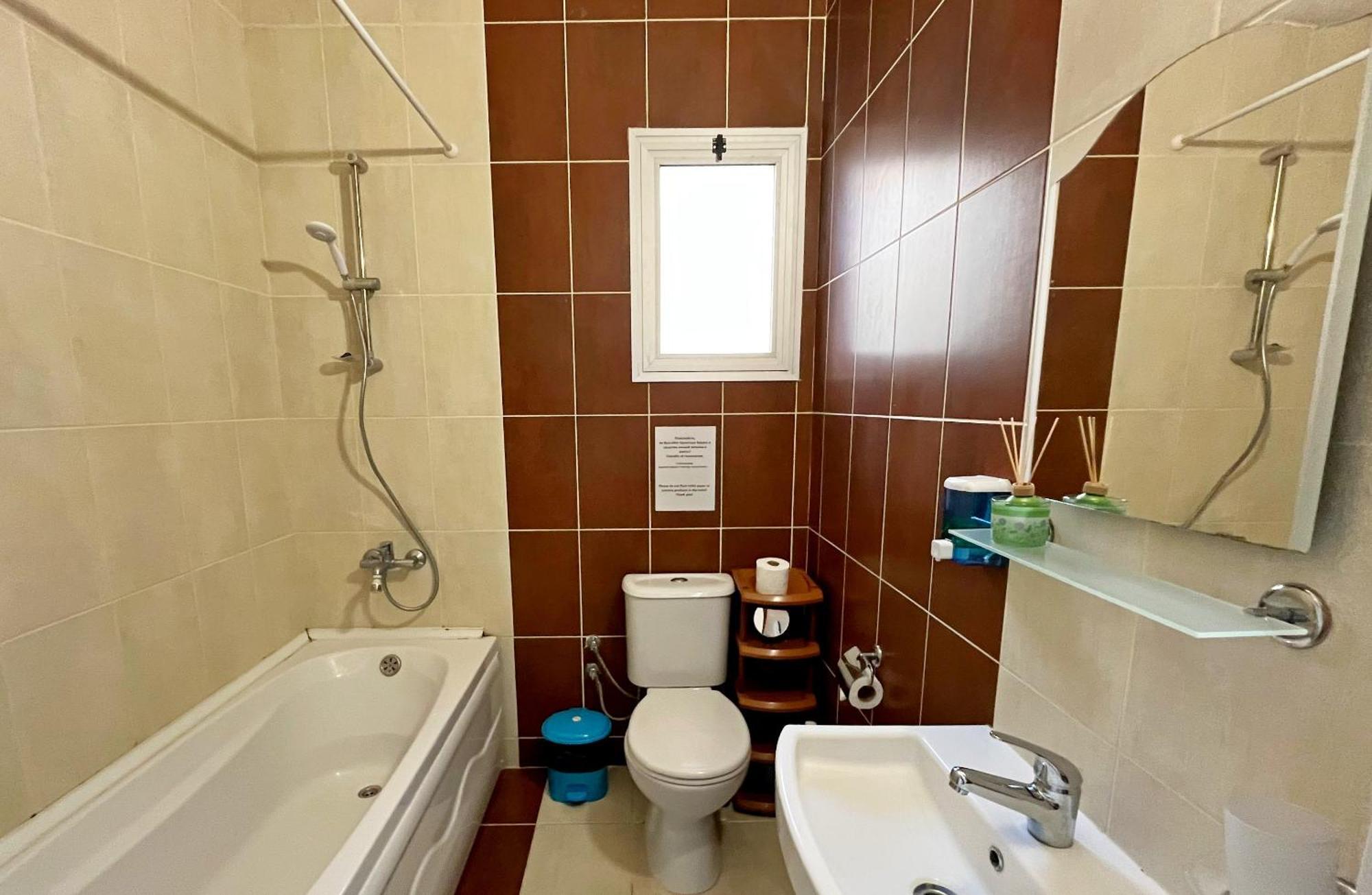 Quitet Two Bedroom Apartment With Private Garden Lukomorye D2 Karavas  Bagian luar foto